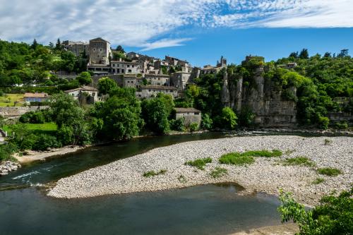 Ardèche : à la découverte des plus beaux villages de France !